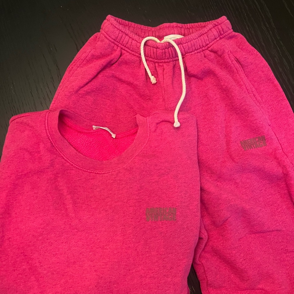 American Vintage Pink Crew Neck Sweatshirt and Sweatpants